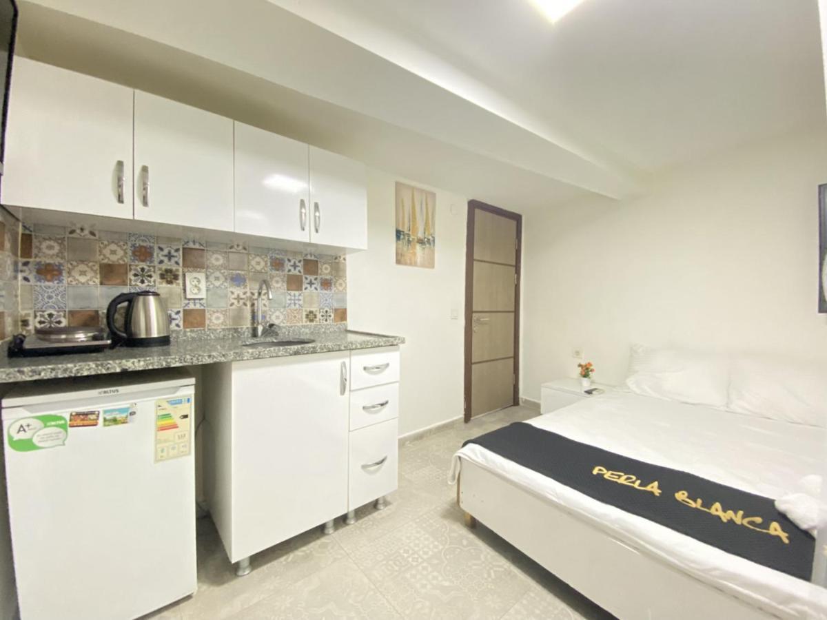 Comfortable And Central Studio Flat In Beyoglu Istanbul Exterior photo