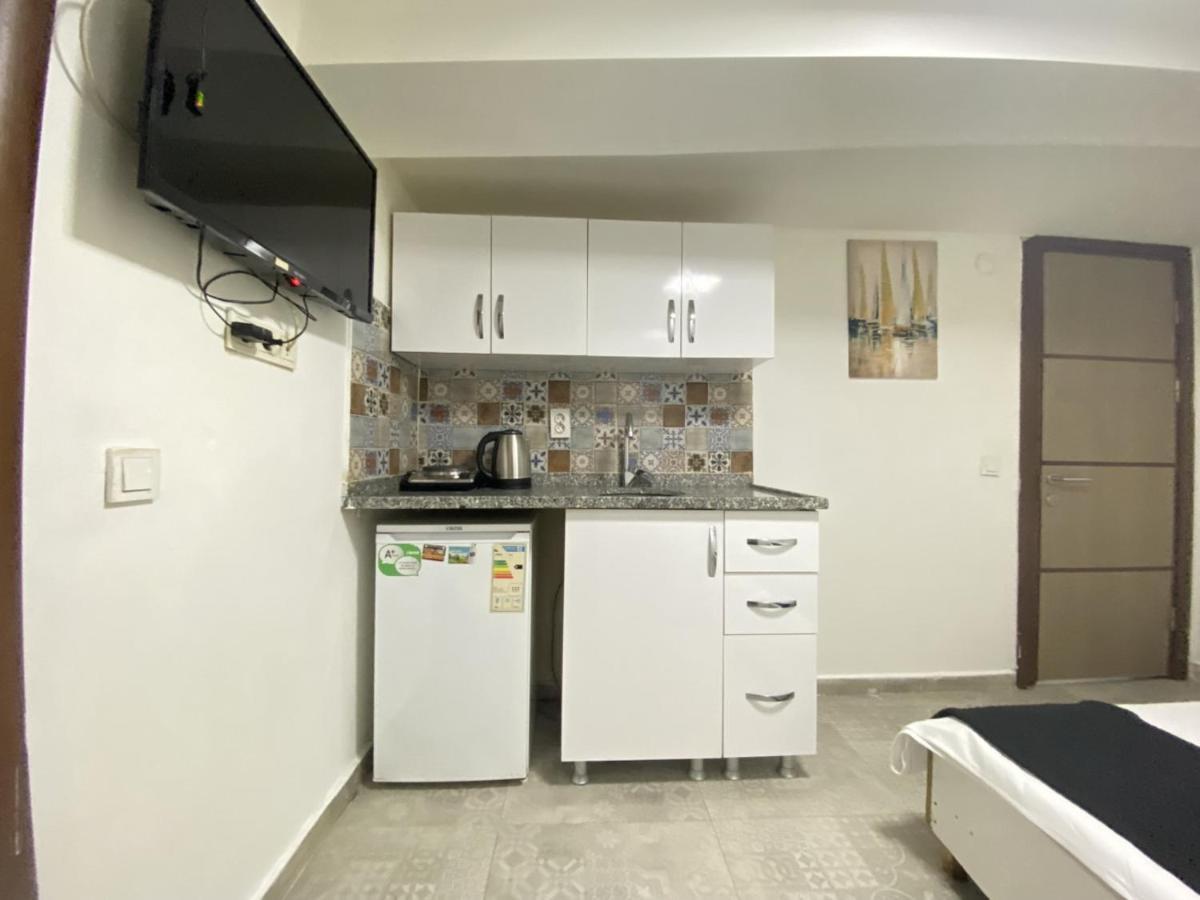 Comfortable And Central Studio Flat In Beyoglu Istanbul Exterior photo